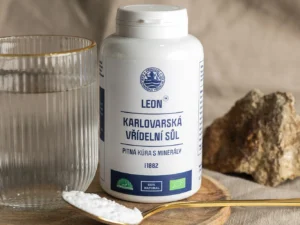 Karlovarská vřídelní sůl: šumivé tablety, sáčky i dóza