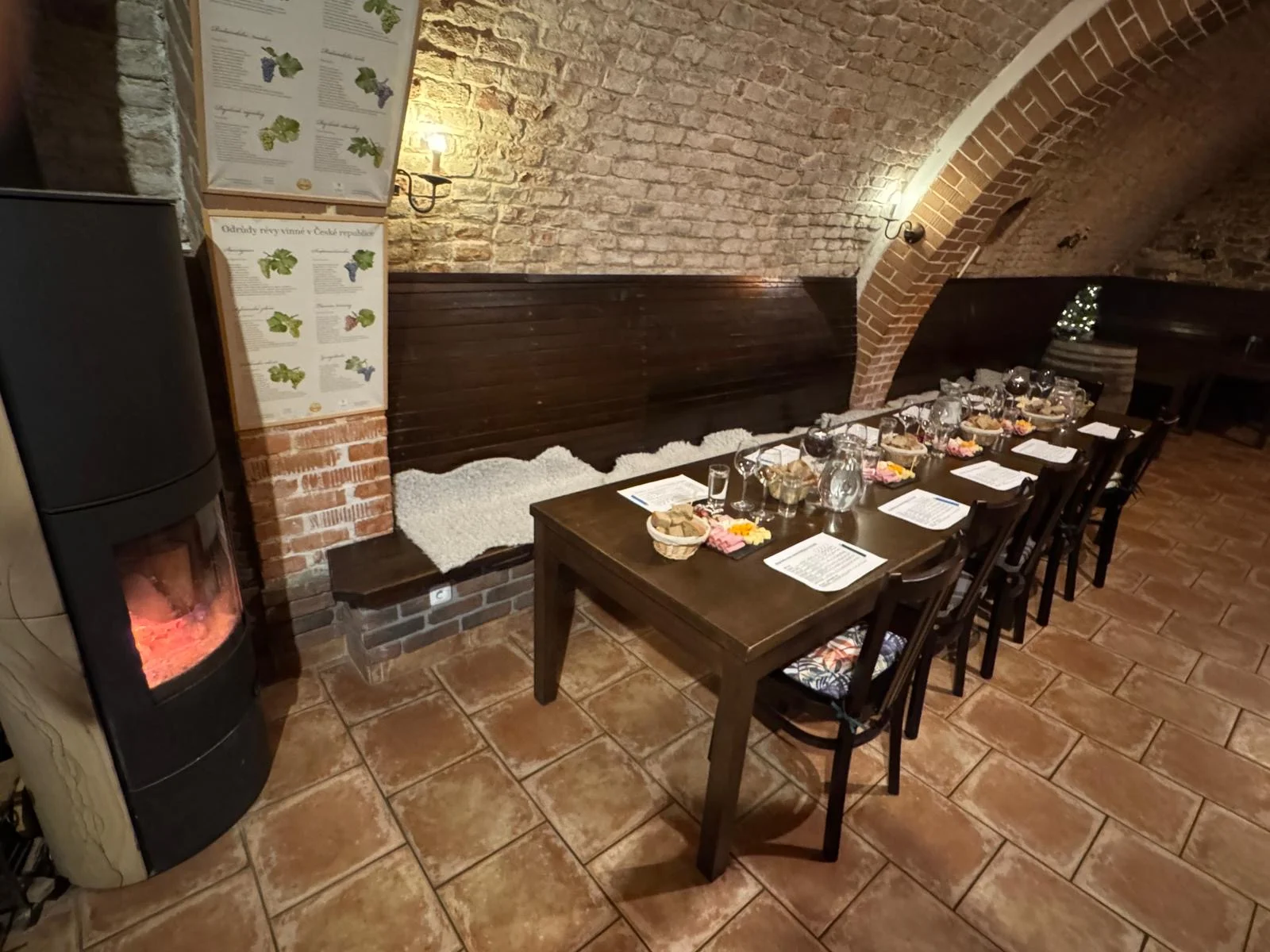 Degustace potmě ve sklepní vinárně pro 1 osobu - Obrázek 6