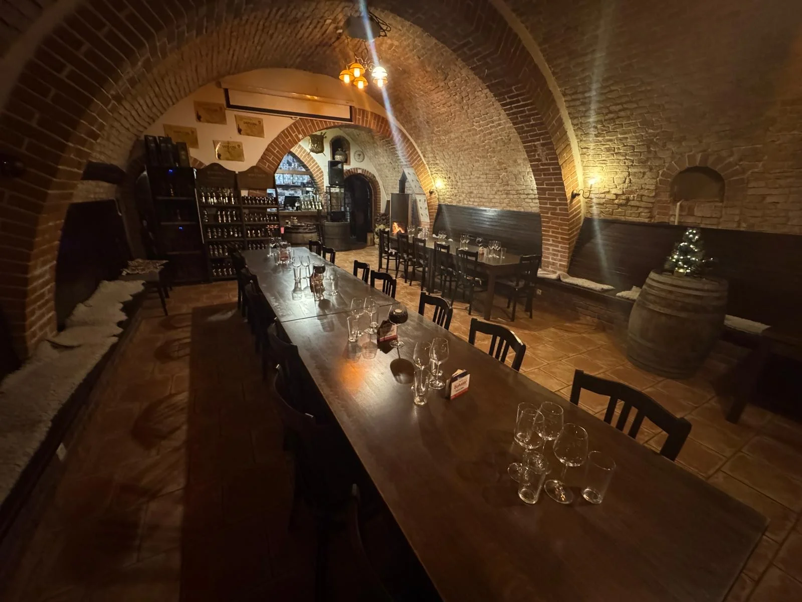 Degustace potmě ve sklepní vinárně pro 1 osobu - Obrázek 9