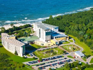 Kolobřeh: hotel u Baltu se stravou, wellness i 1 noc zdarma