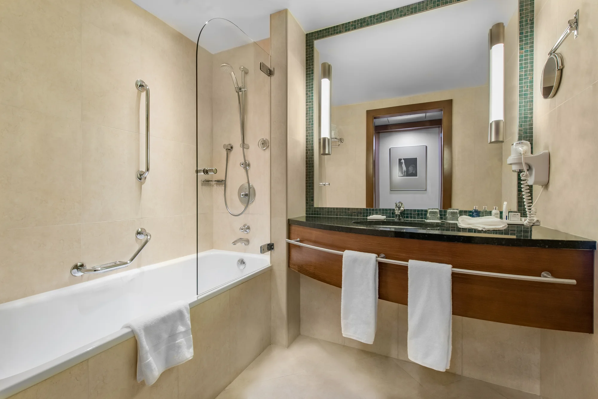 Wrocław: 5* hotel se snídaní, 10 minut od náměstí - Obrázek 8