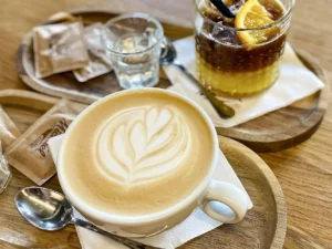 Kavárna v Hradci: otevřený voucher na 300–500 Kč