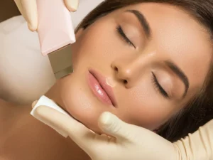 Kosmetické ošetření na míru: hydratační i liftingové