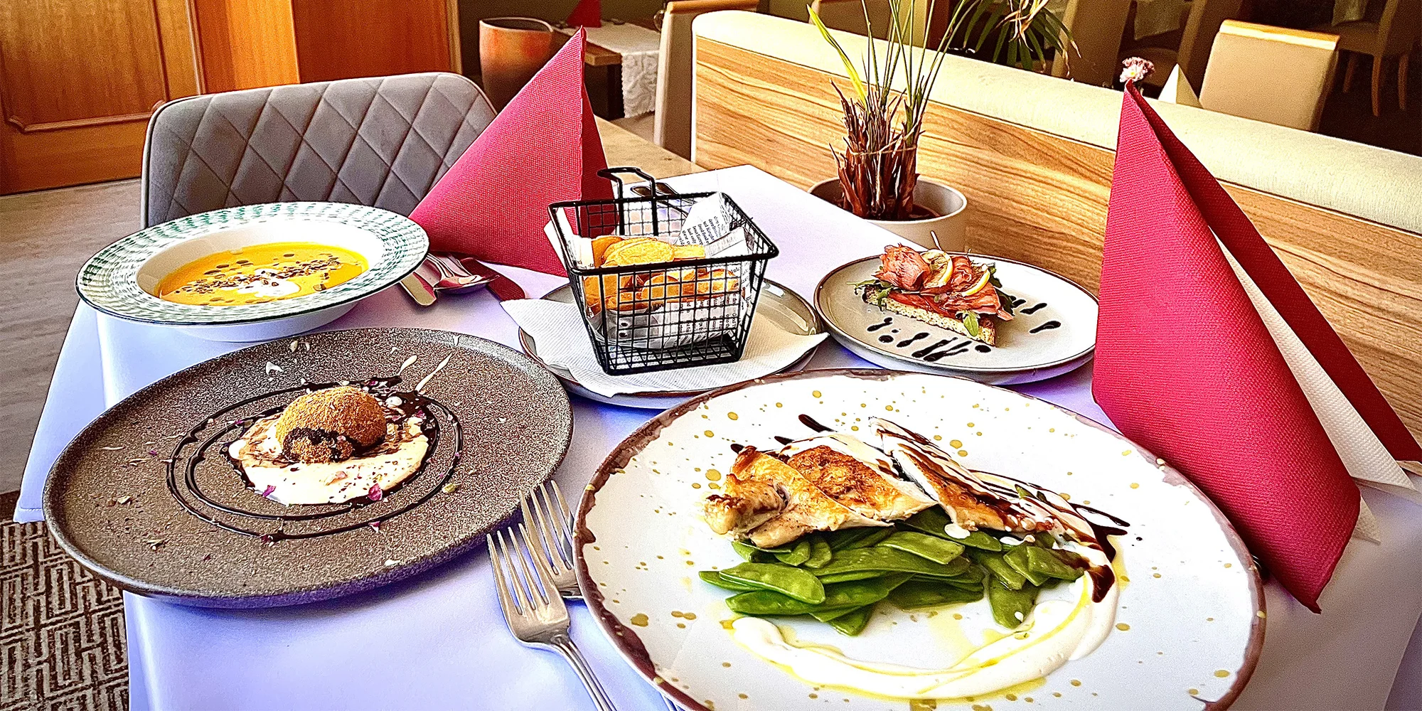 Čtyř- nebo tříchodové menu i se vstupem do wellness