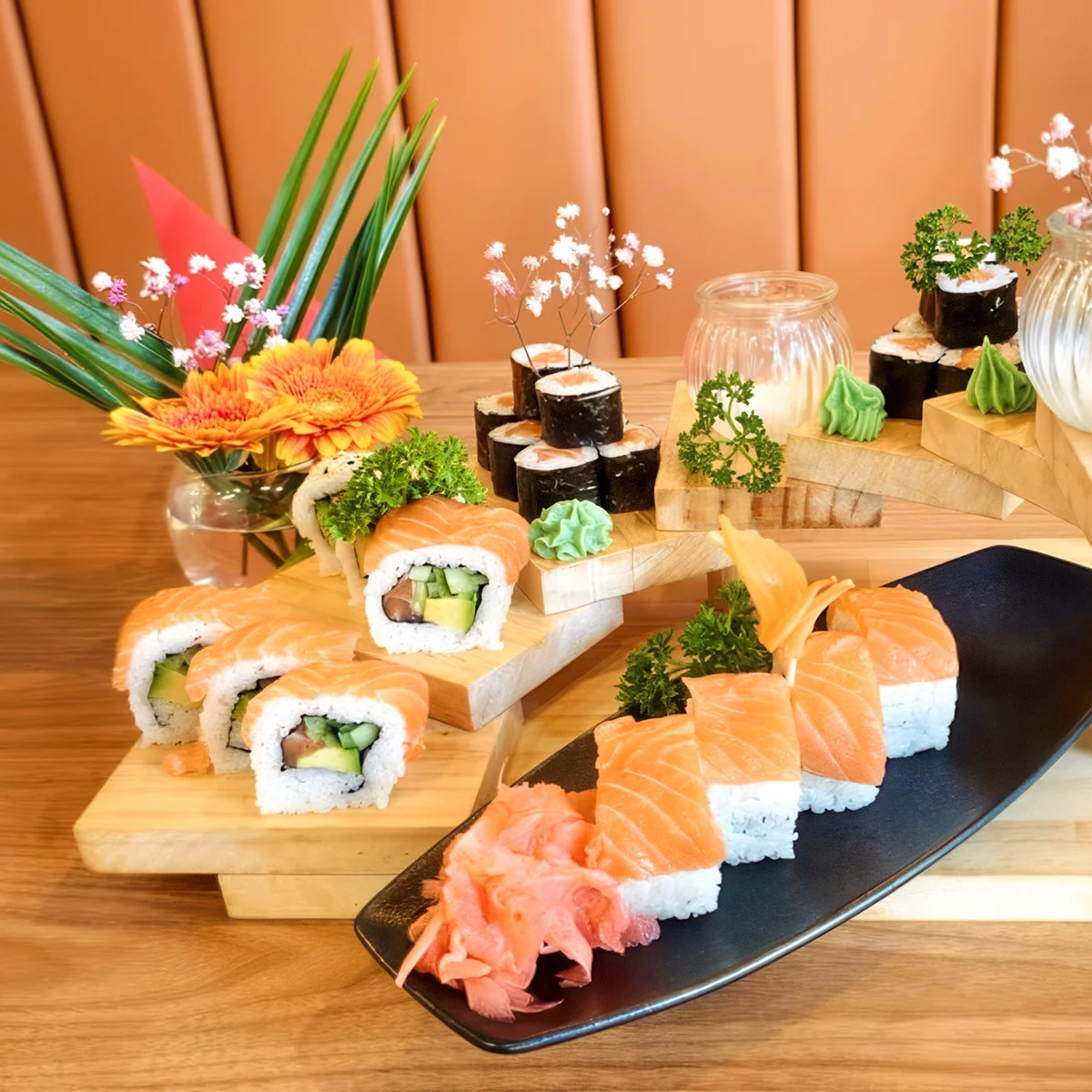 Set 24 ks sushi: maki, nigiri i smažené rolky - Obrázek 2