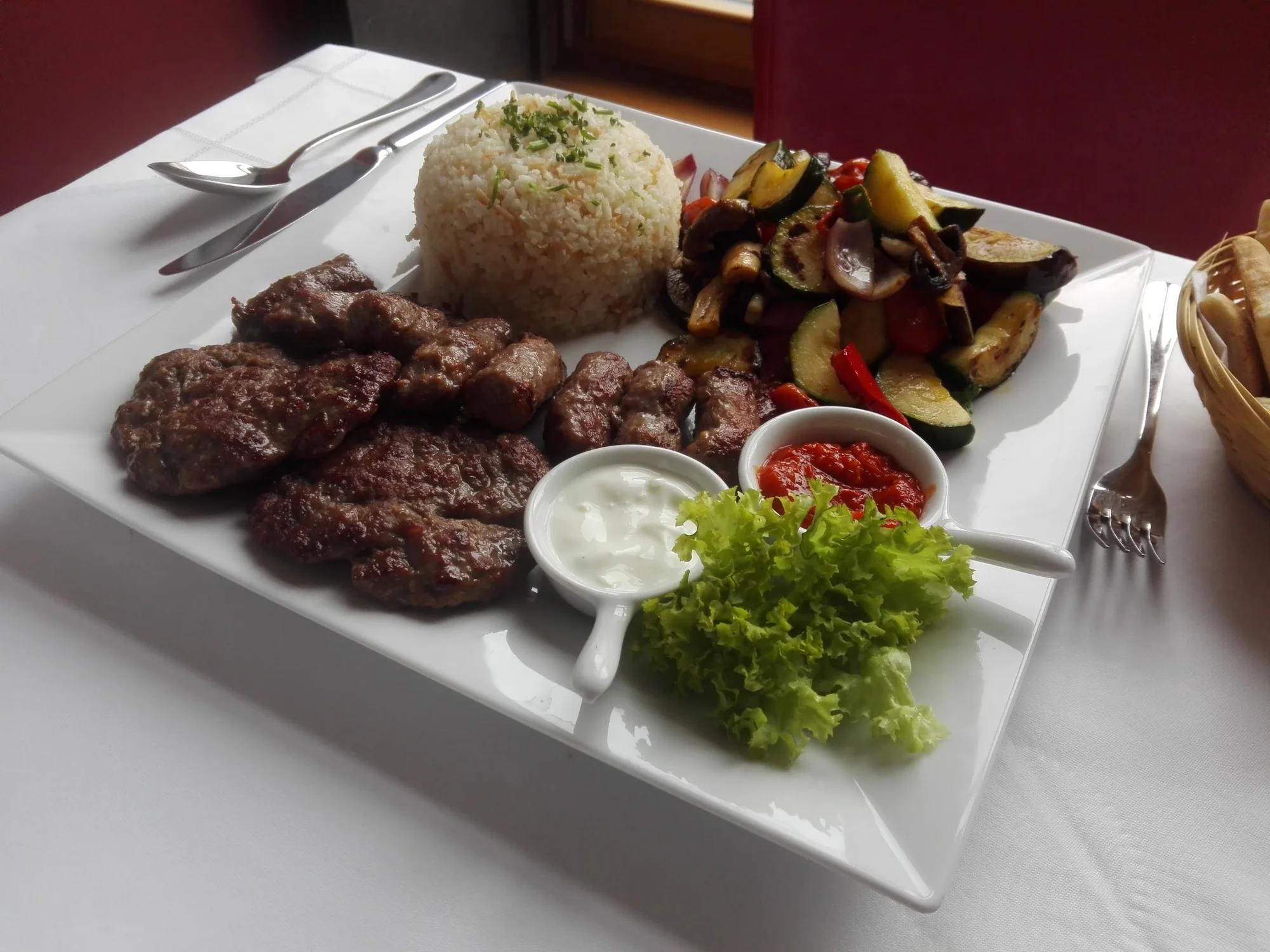 Speciality balkánské kuchyně pro 2 labužníky - Obrázek 4