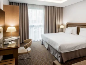 Moderní hotel na Rohanském nábřeží se snídaní