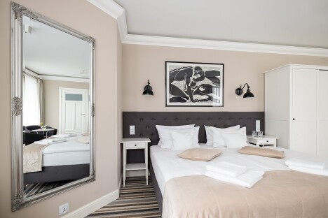 Lázně Mezizdroje 10 minut od pláže Baltského moře ve Ville Astra Baltica se snídaní formou bufetu + zahrada - Obrázek 2