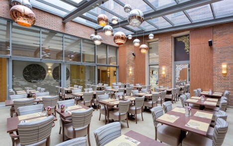 Budapešť v centru blízko nádraží a lázní: Pobyt v Marmara Hotelu **** se snídaní nebo polopenzí + WiFi zdarma - Obrázek 9