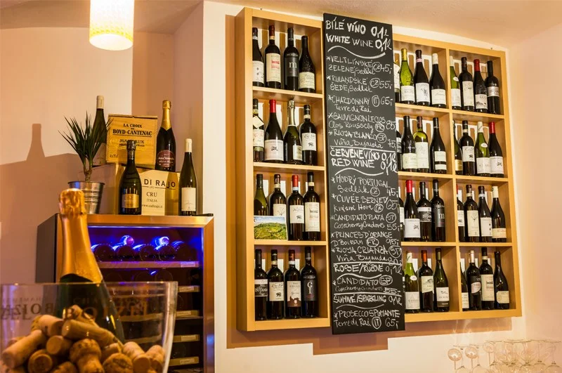 Grand tapas talíř a karafa vína pro 2 osoby - Obrázek 6