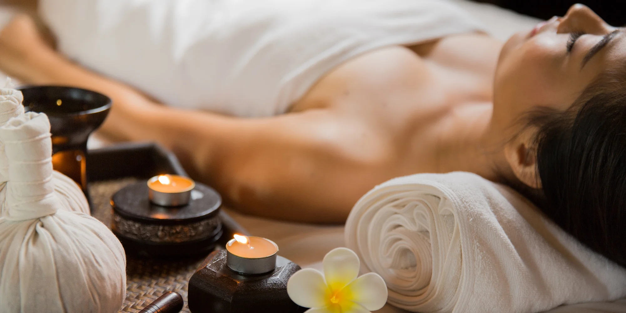 90–120min. relaxační rituál: peeling, maska a masáž