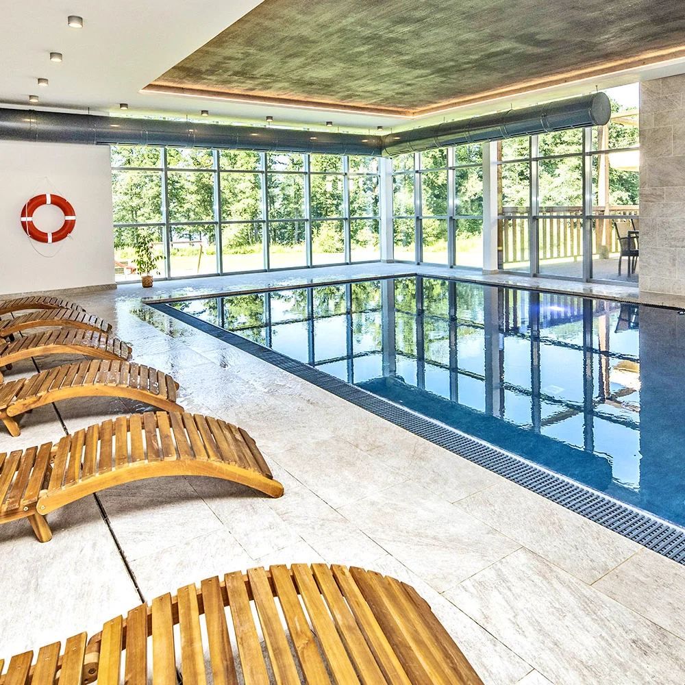 Pobyt na Lipně s polopenzí, saunou i bazénem - Obrázek 2