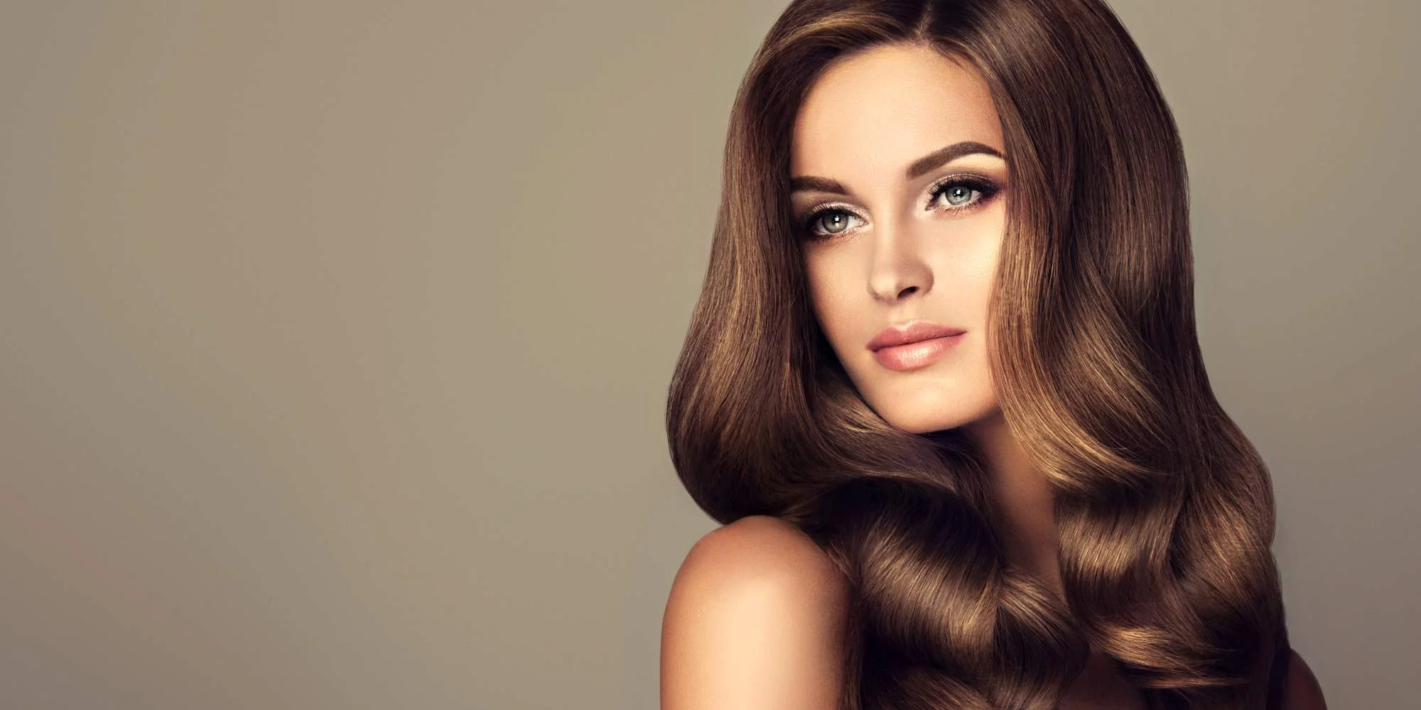 Kadeřnictví na Václavském náměstí: střih, barva i melír