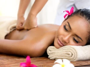 Thajské masáže: tradiční, aroma i lávovými kameny