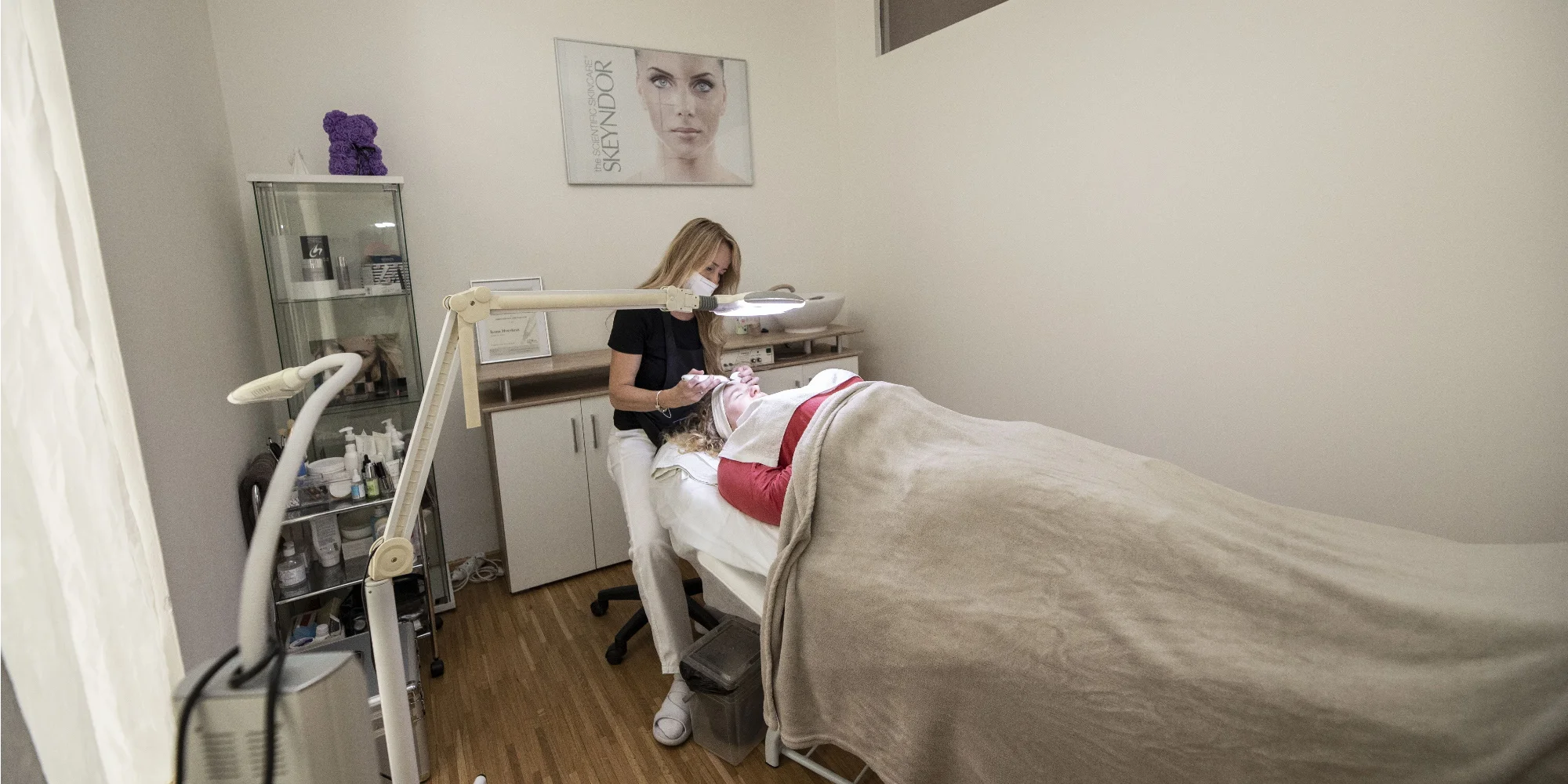 Laserový peeling s karbonovou maskou či Dermapeel Pro - Obrázek 4