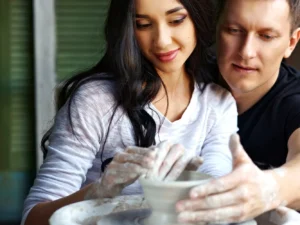 Výroba keramického hrnečku pro jednoho i pár