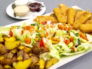 Masovo-sýrový talíř a pečené brambory až pro 3 os.