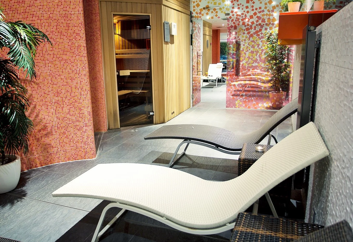 Masáž dle výběru a vstup do veřejného wellness: 1 os. - Obrázek 7