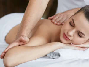 Úleva od bolestí páteře: výběr ze 4 masáží