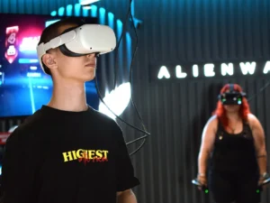 Vodafone PLAYzone Arena: herní simulátor i VR