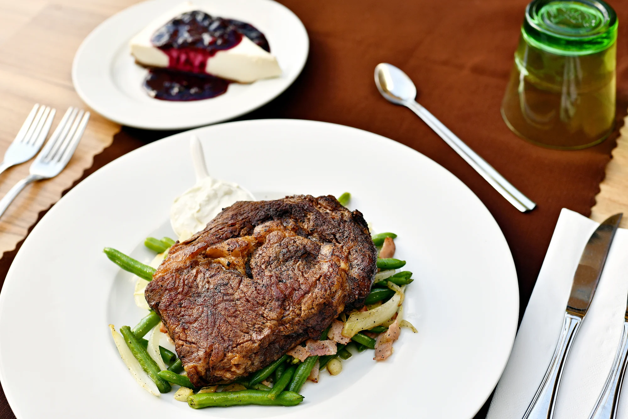 Steakové menu s výhledem na Karlův most pro 1 i 2 os. - Obrázek 9