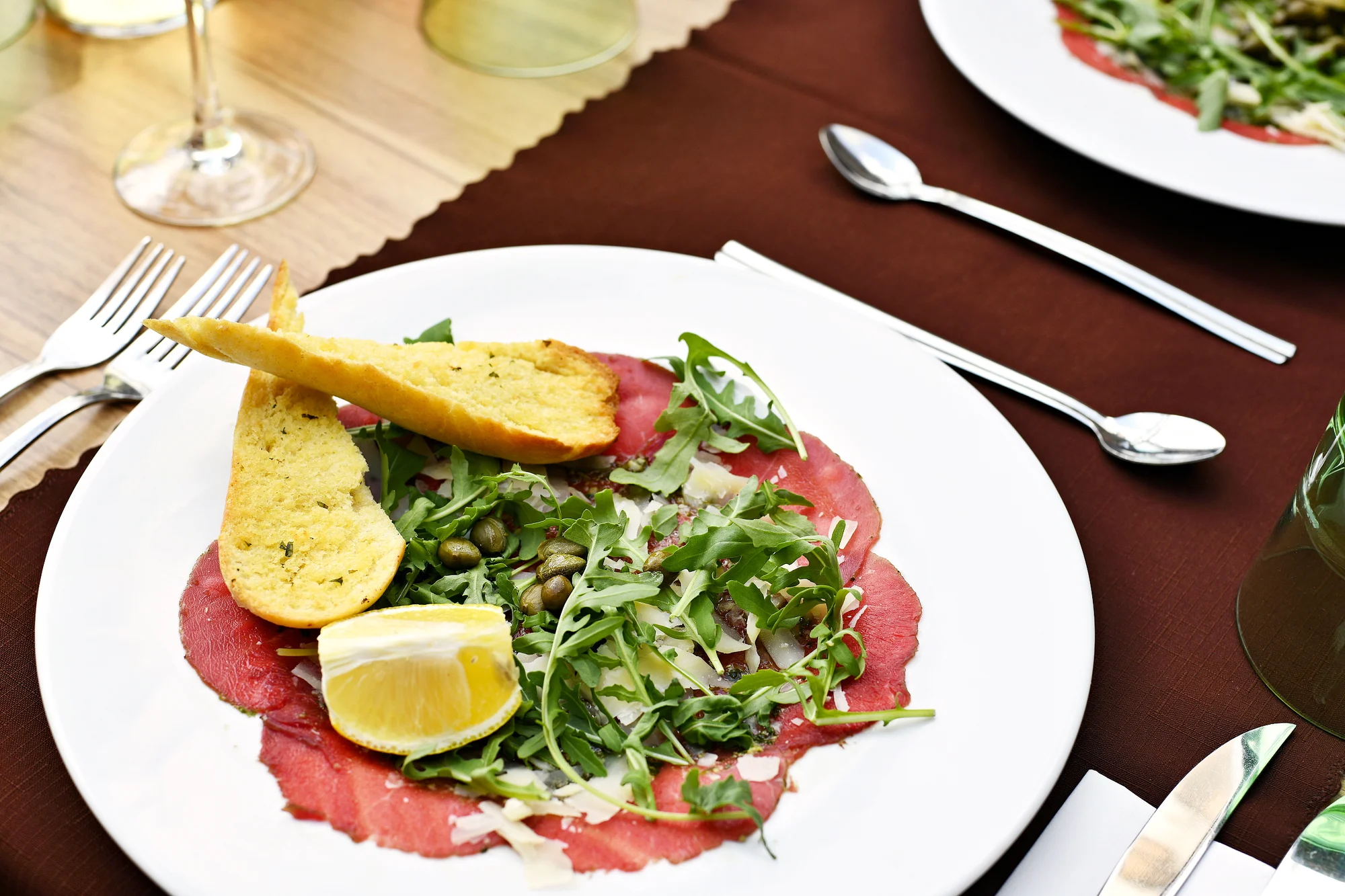 Karafa vína a carpaccio pro 2 u Karlova mostu - Obrázek 7