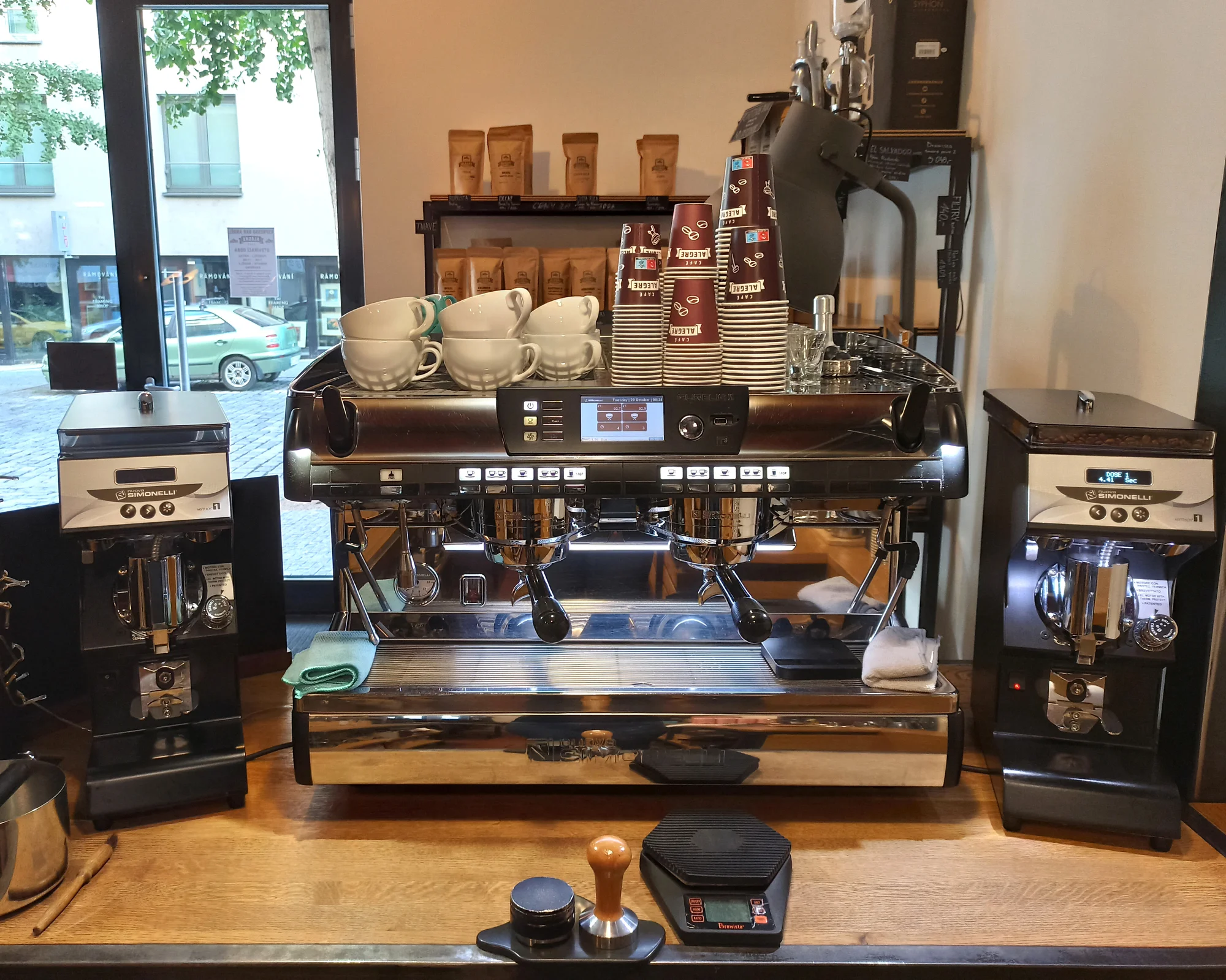 Latte art pro milovníky kávy i začínající baristy: 1-2 os. - Obrázek 11