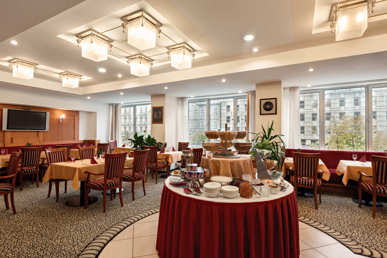 Bufetová snídaně v hotelu Ramada na Václaváku - Obrázek 9