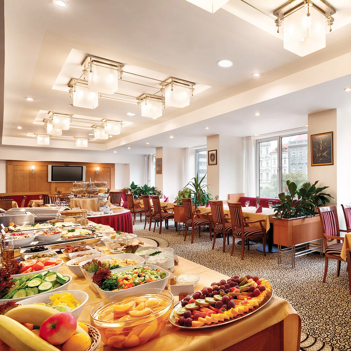 Bufetová snídaně v hotelu Ramada na Václaváku - Obrázek 2