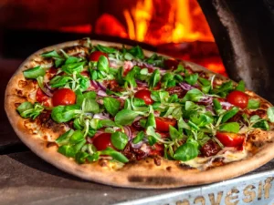 Chuť Itálie: 2 pizzy z pece na dřevo v Líšni