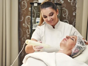 Kosmetické ošetření problematické a aknózní pleti