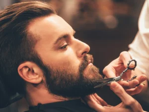 Kompletní pánský střih a úprava vousů i permanentky