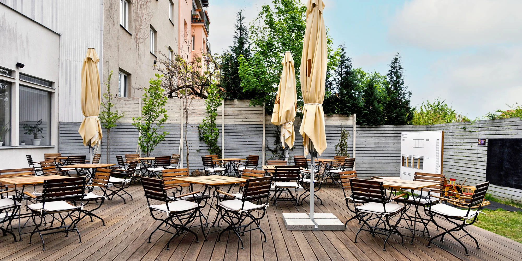 Aperol Spritz pro 2 až 4 osoby i slané zobání - Obrázek 11