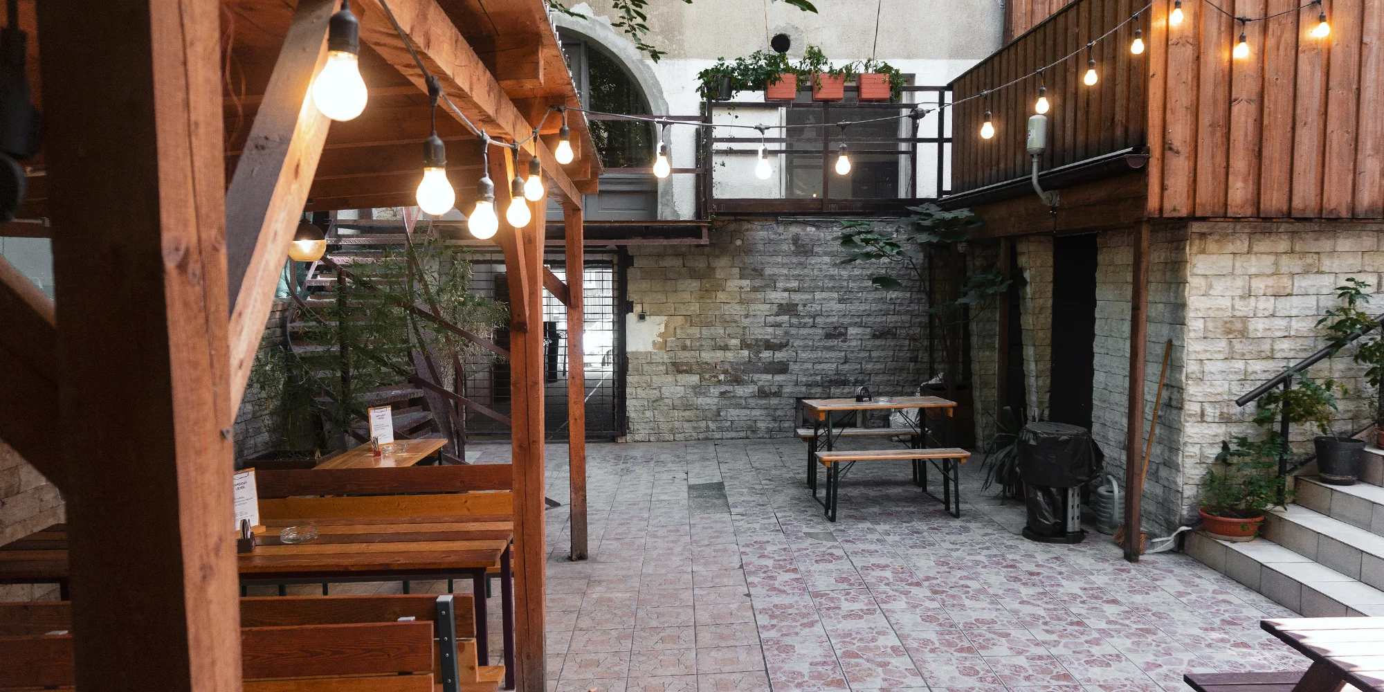 Pivní degustační prkénka: 6 piv a paštika pro 2 osoby - Obrázek 3