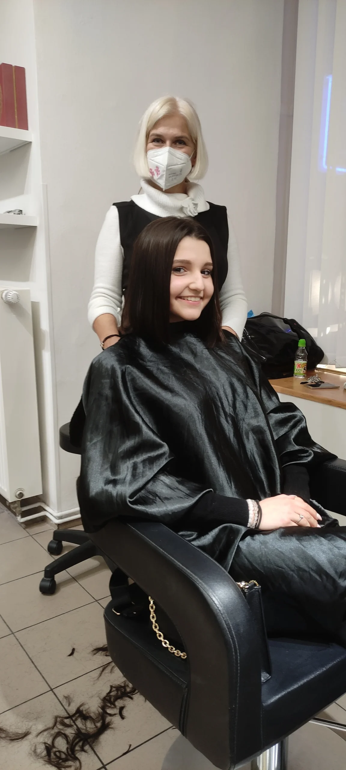 Kadeřnictví na Václavském náměstí: střih, barva i melír - Obrázek 6