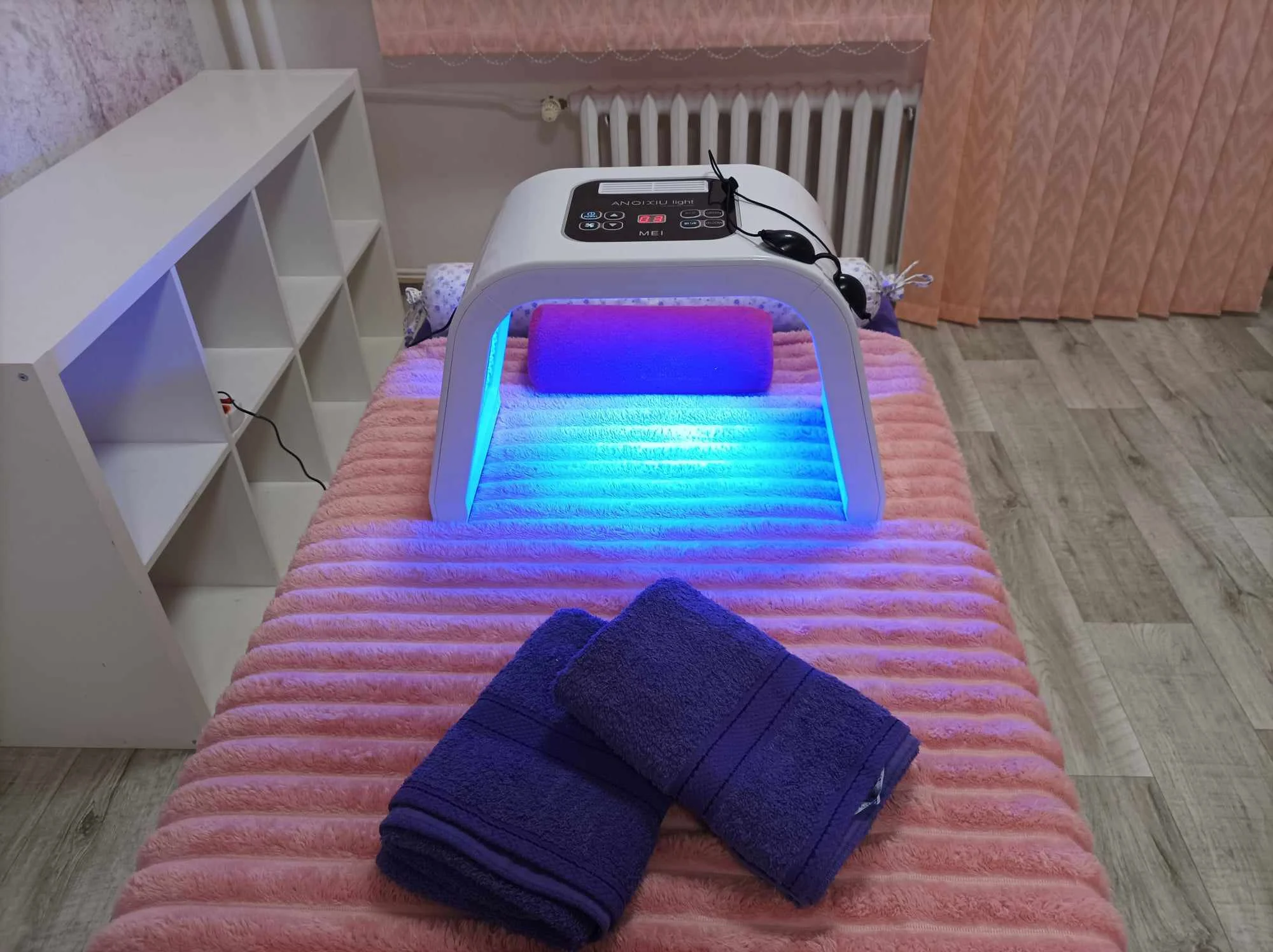 Kosmetické balíčky: špachtle i barvení obočí a řas - Obrázek 8