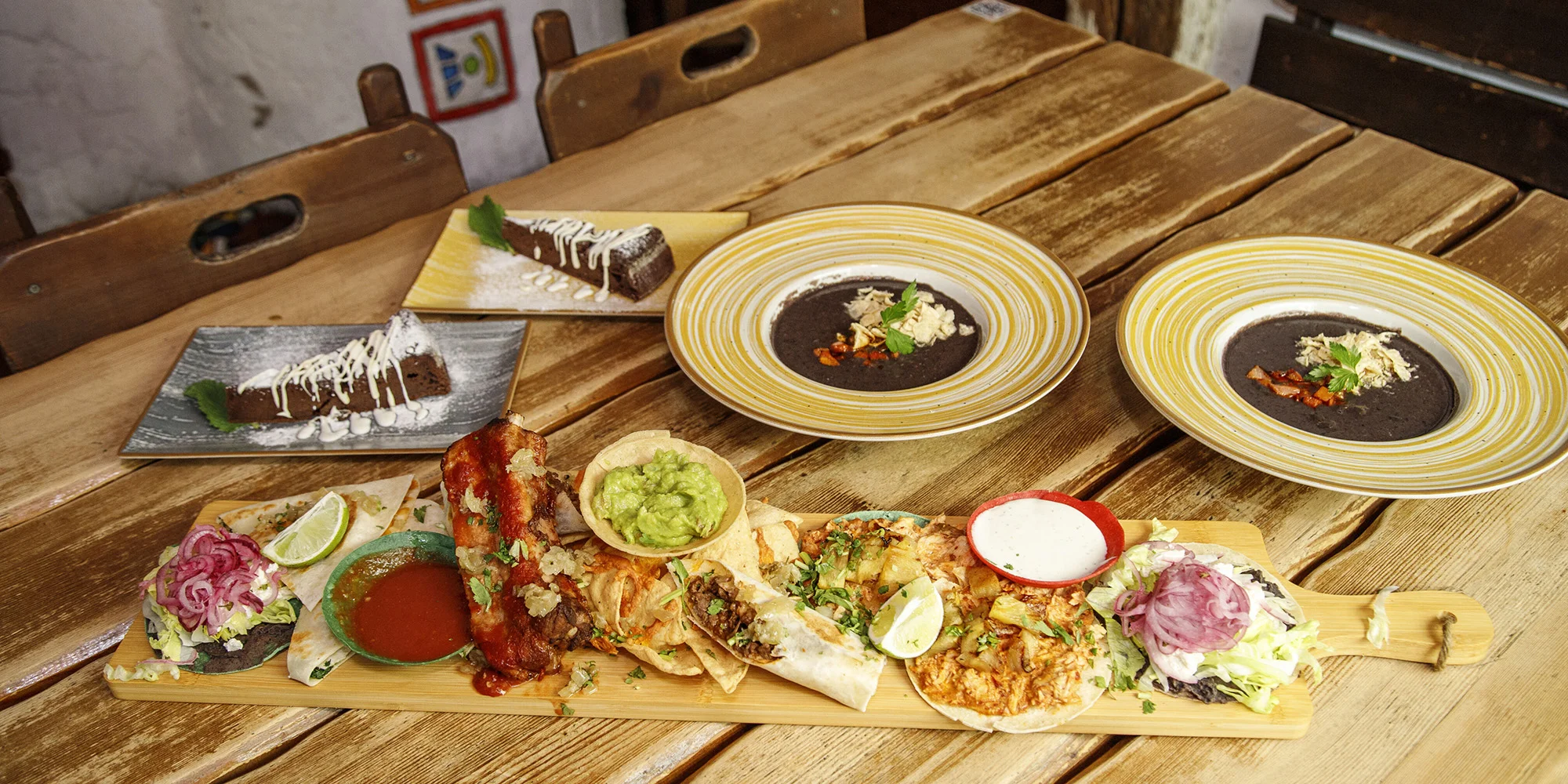 Mexiko pro dva: polévka, plato specialit a dezert - Obrázek 4