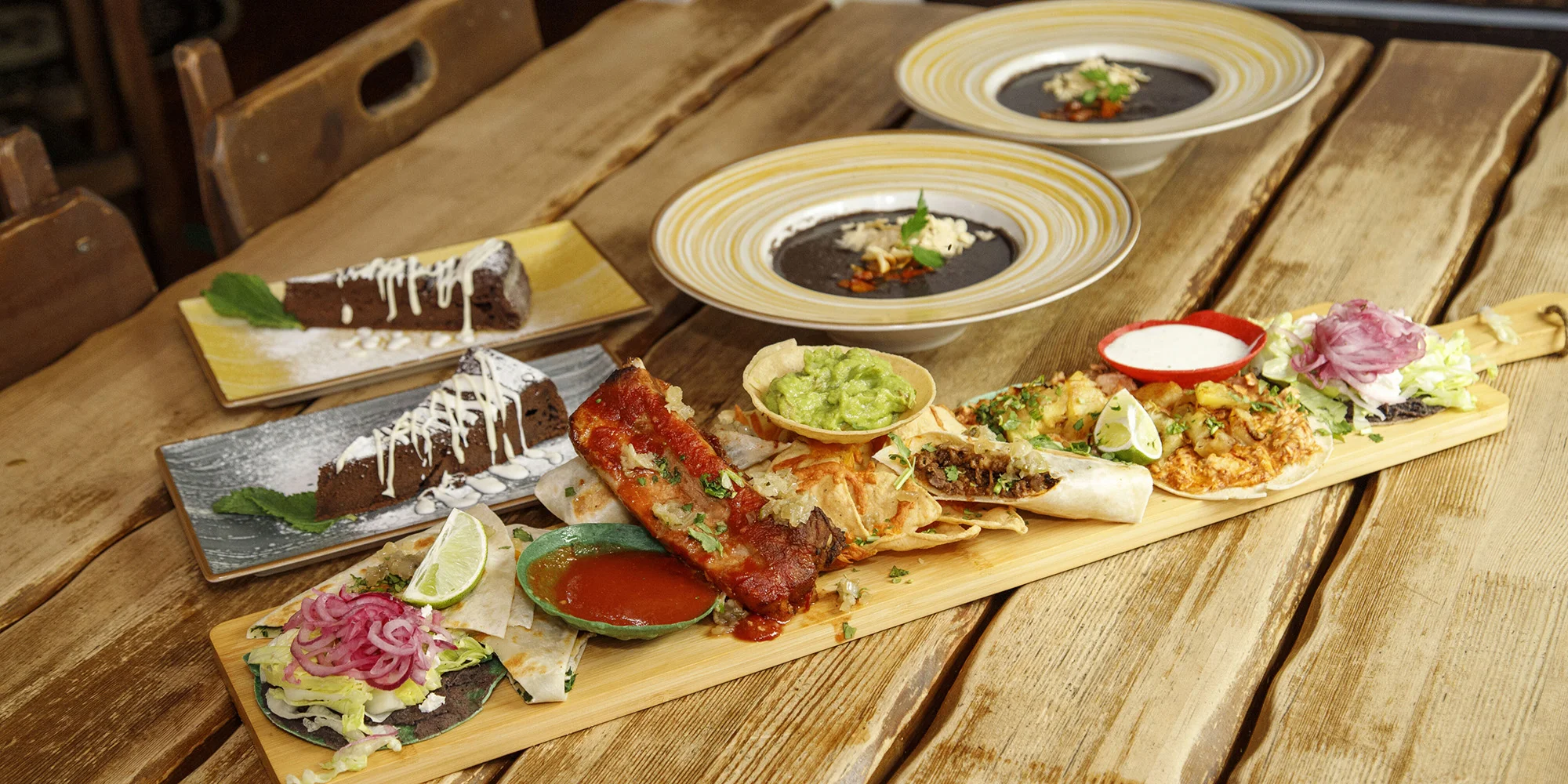 Mexiko pro dva: polévka, plato specialit a dezert - Obrázek 5