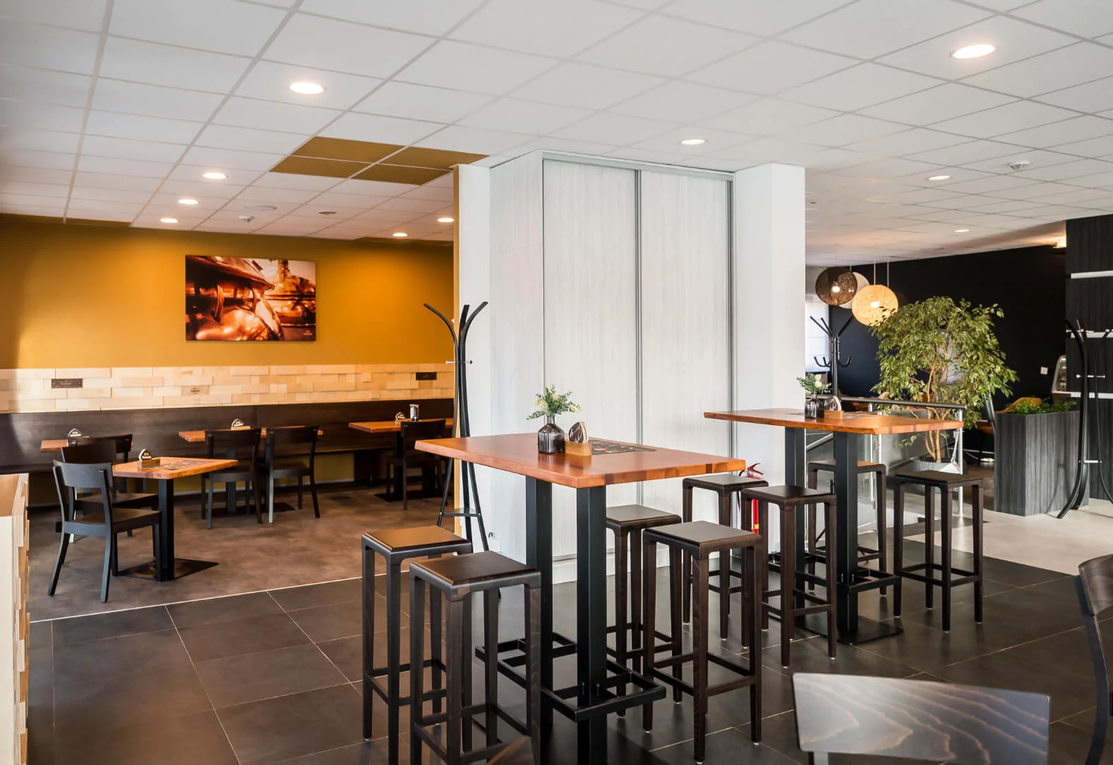 6 miniburgerů s hranolky a dipy pro 2–3 osoby - Obrázek 6