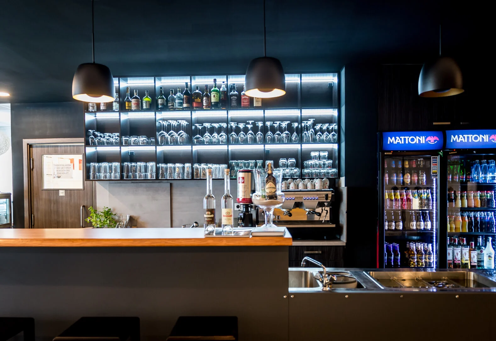 6 miniburgerů s hranolky a dipy pro 2–3 osoby - Obrázek 7