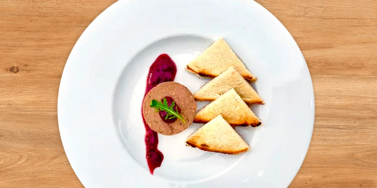 Menu o 6 chodech: líčka, burger i lahev vína pro dva - Obrázek 6