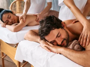 Thajská tradiční párová masáž: 60, 90 nebo 120 min.