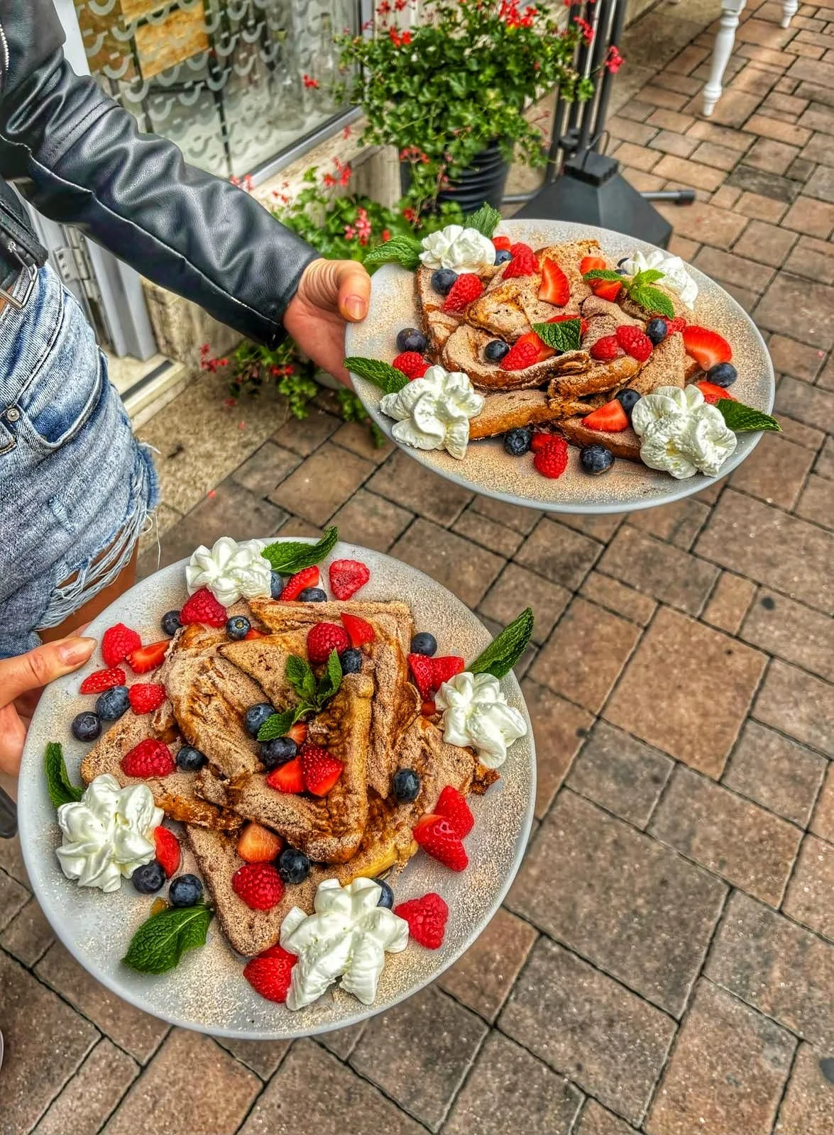 Sladká či slaná snídaně v centru Budějovic: 1-2 os. - Obrázek 9