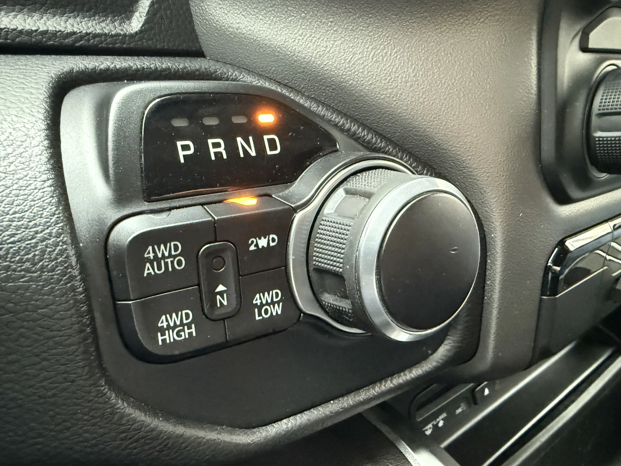 Pronájem Dodge RAM V8 HEMI na 4 hod. až 3 dny - Obrázek 9