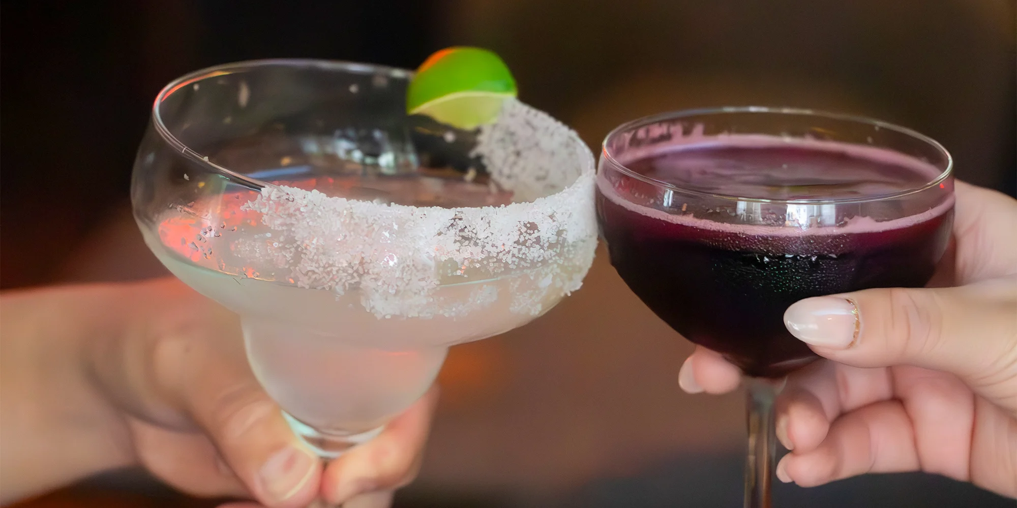 Koktejly, nachos i vodní dýmka s tabákem dle výběru - Obrázek 5