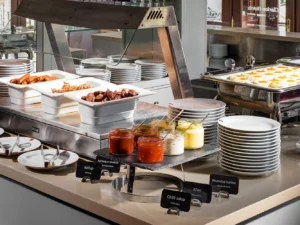 Snídaně formou neomezeného bufetu v centru Liberce