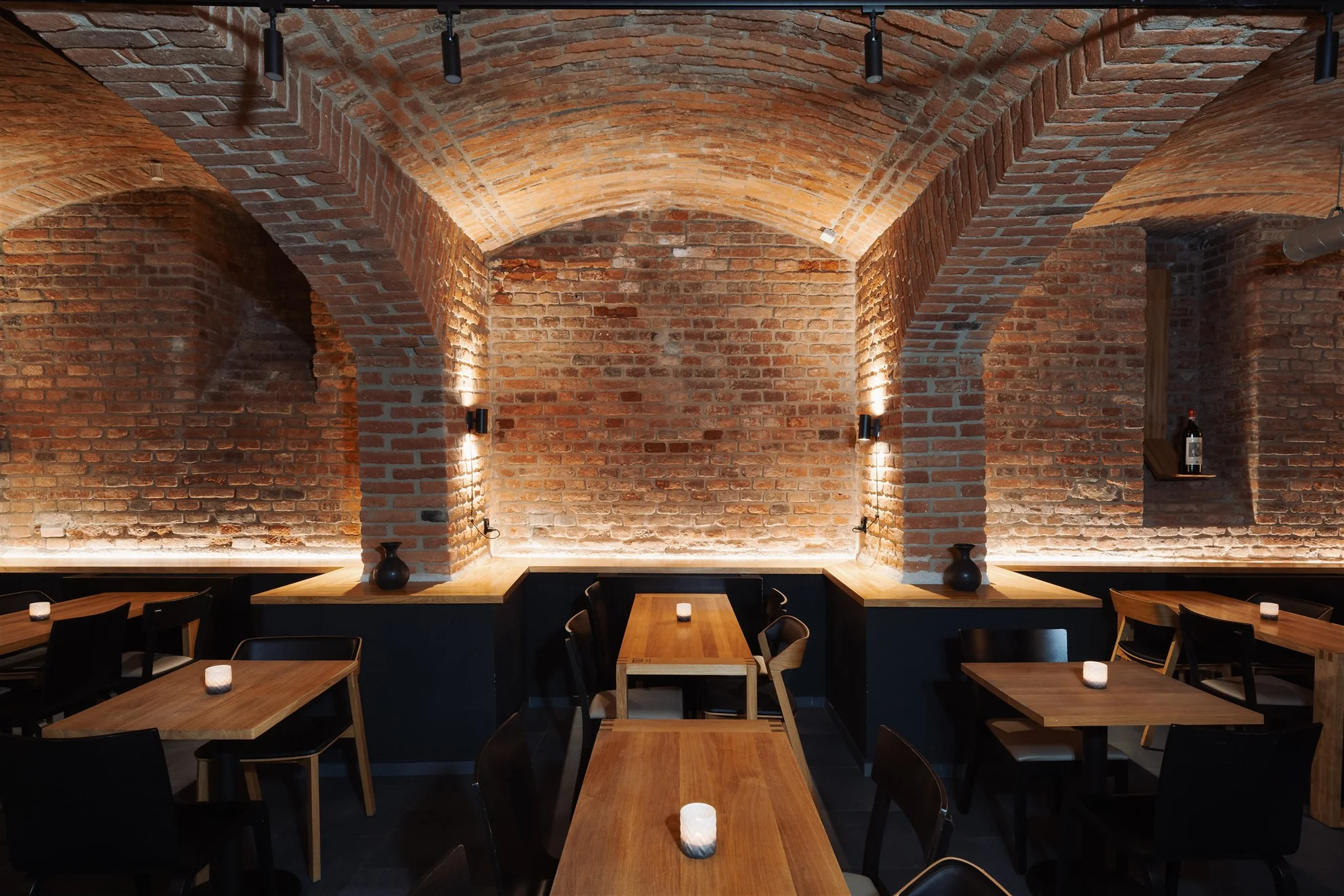 Tapas i degustace vín ve winebaru na Vinohradech - Obrázek 10