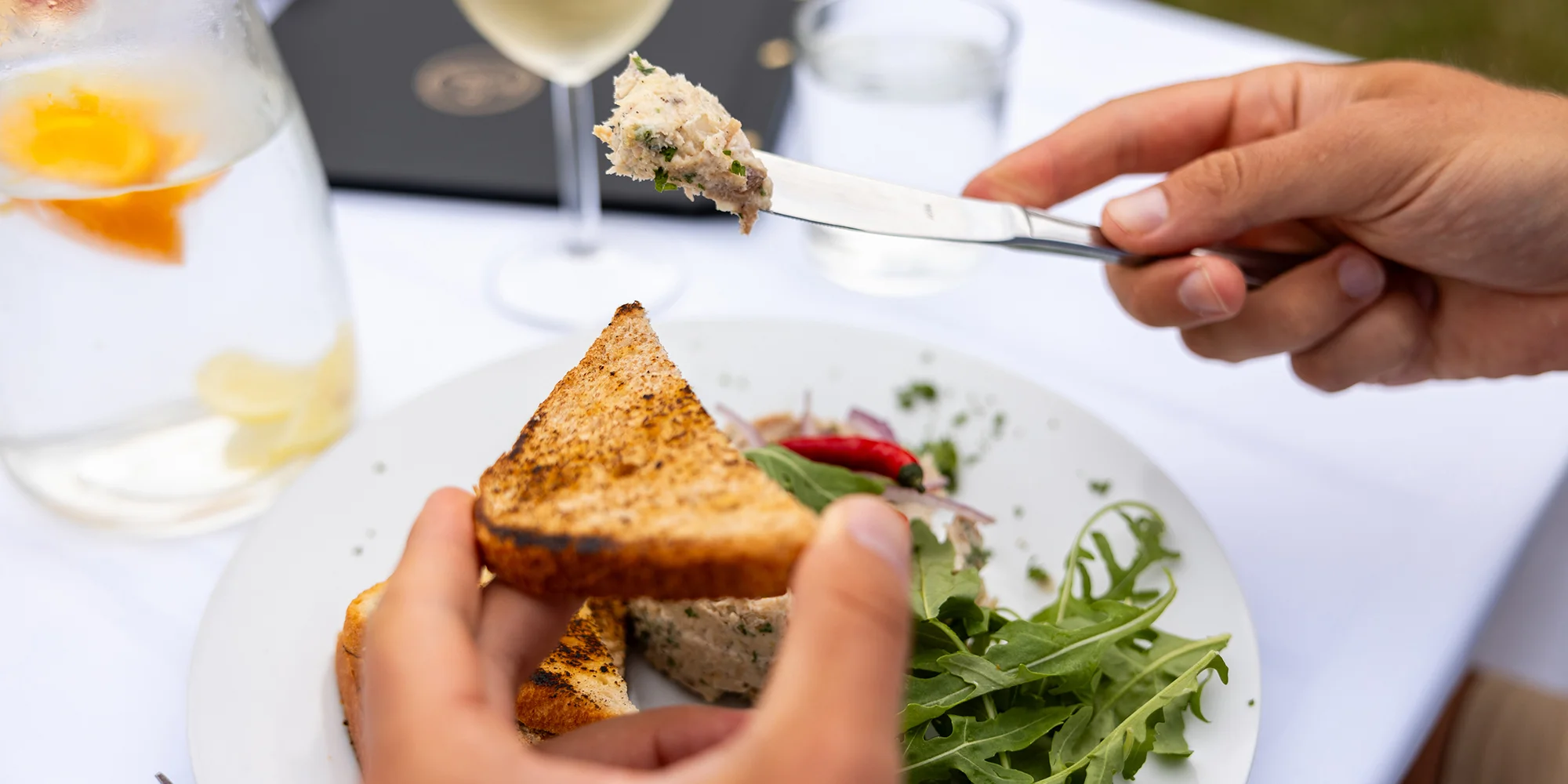 Čtyřchodové menu ve venkovním iglú pro 2 či 4 osoby - Obrázek 5