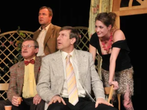 Divadlo Gong: vstupenka na představení Příbuzné si nevybíráme