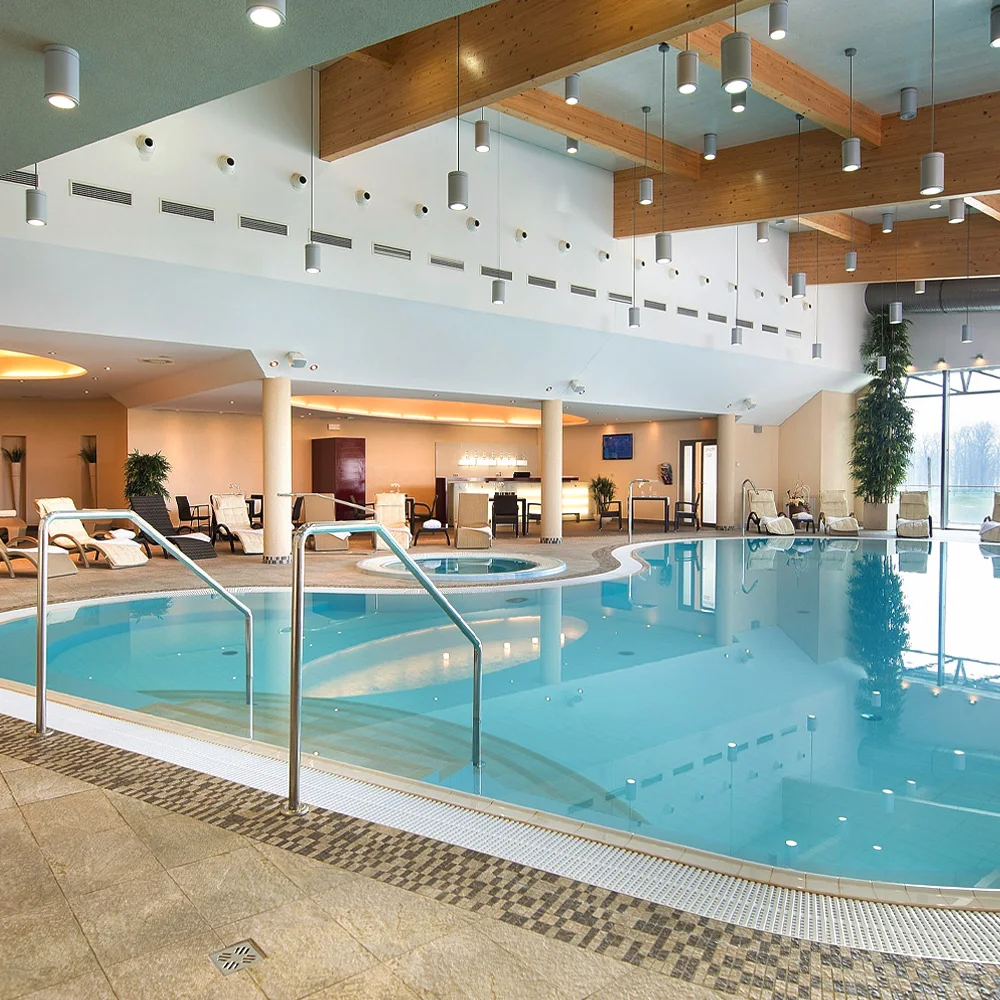 Luxusní 5* hotel u zámku Hluboká s jídlem a wellness - Obrázek 2